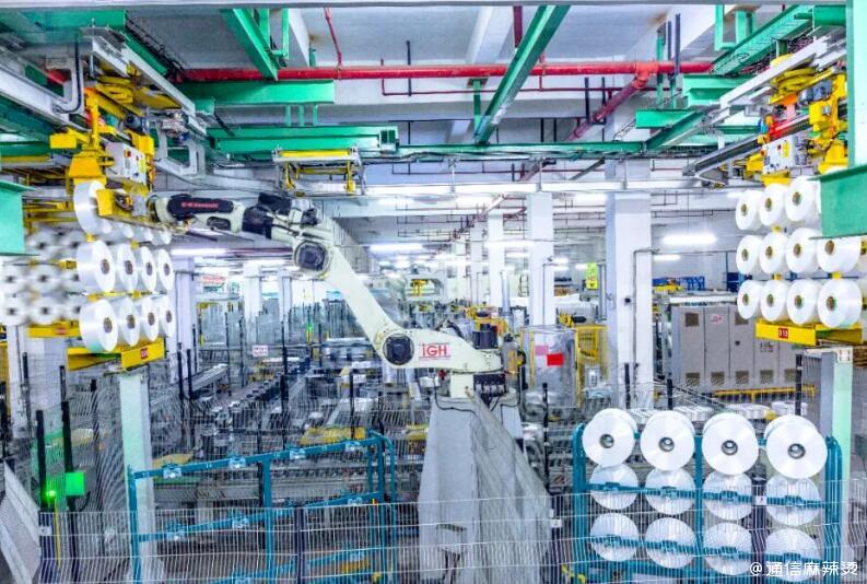 揭秘5G工厂搭建全流程 这些黑科技如何借助人工智能应用软件开发，让老厂变身“智慧先锋”